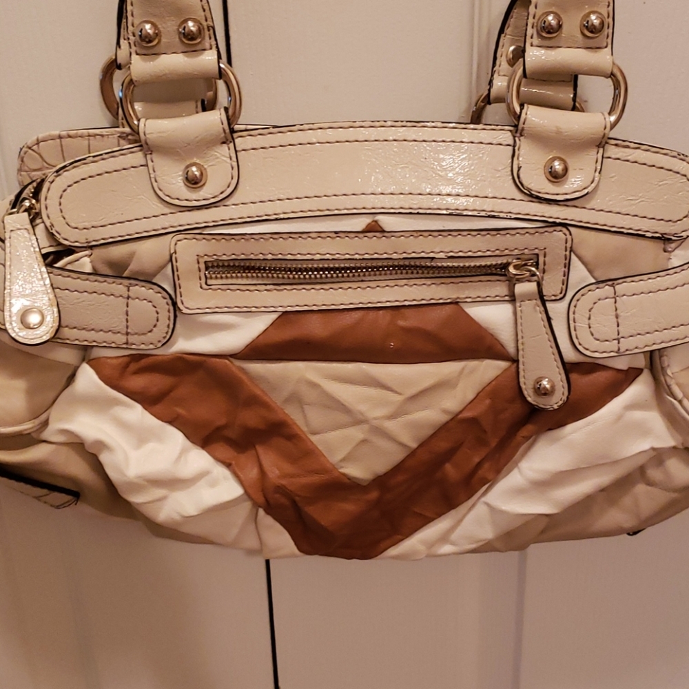 Guess Cream & Camel Patchwork Design Bag - Picture 4 of 14